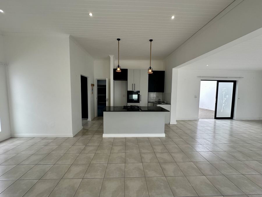 3 Bedroom Property for Sale in Laaiplek Western Cape